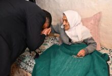102 yasindaki asirlik cinara ziyaret sLmbYBFw
