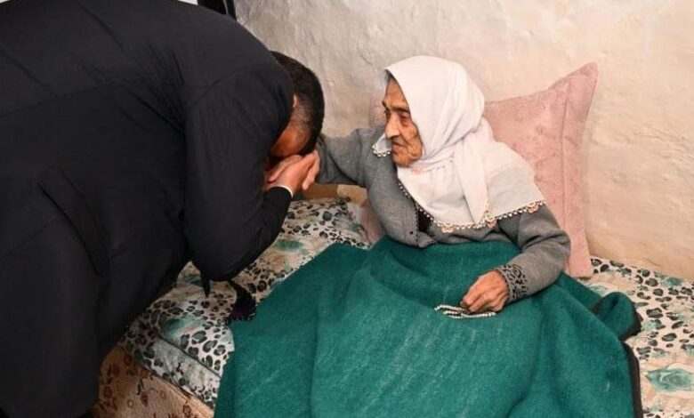 102 yaşındaki asırlık çınara ziyaret 1 102 yasindaki asirlik cinara ziyaret sLmbYBFw