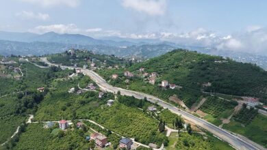 13 yildir bitmeyen yol vatandasi isyan ettirdi 2aOtXj3Q
