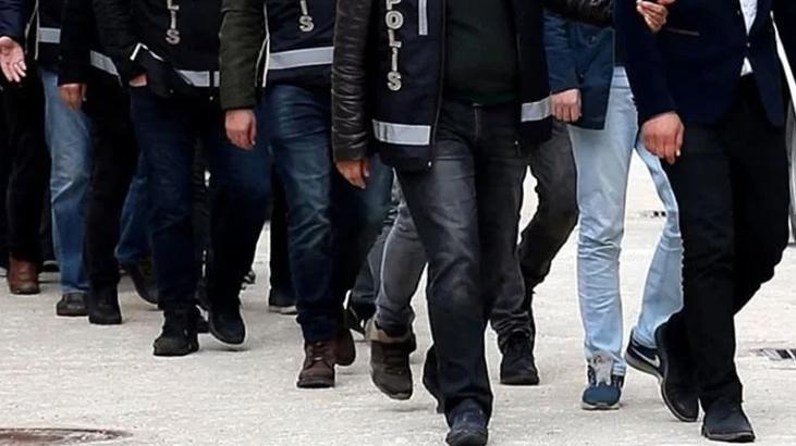 25 binin üzerinde FETÖ’cü yakalandı 1 25 binin uzerinde fetocu yakalandi 2BZzTq28