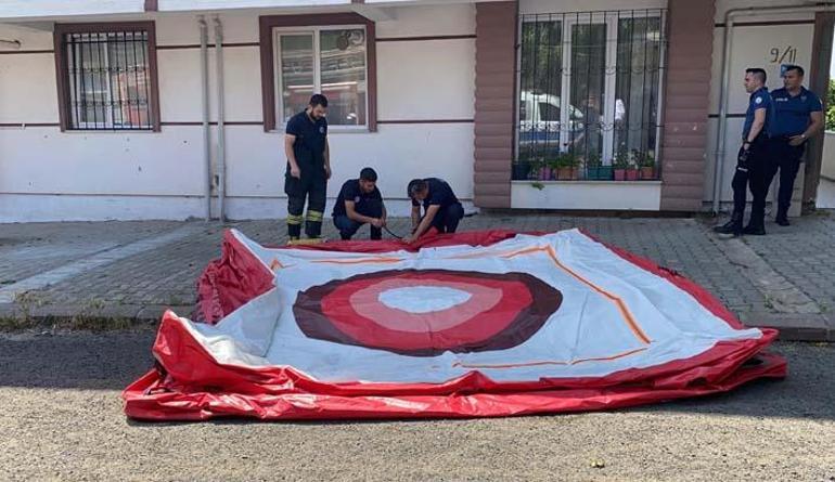 4 aylık oğlunu atmak için cama çıktı! İkna sonuçsuz kaldı, nefes kesen kurtarma planı 5 4 aylik oglunu atmak icin cama cikti ikna sonucsuz kaldi nefes kesen kurtarma plani Pr4jPssZ