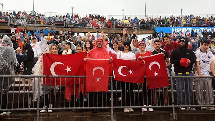 a ulusal futbol kadrosuna abdde buyuk destek vWbhhK4P