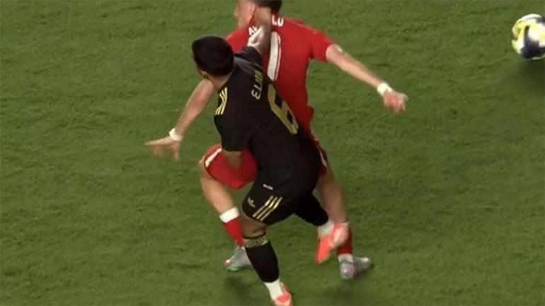 A Ulusal Kadro'da Merih Demiral ve Kerem Aktürkoğlu'nu sinirlendiren hareket! 2 a ulusal kadroda merih demiral ve kerem akturkoglunu sinirlendiren hareket 0 PekI9L7m