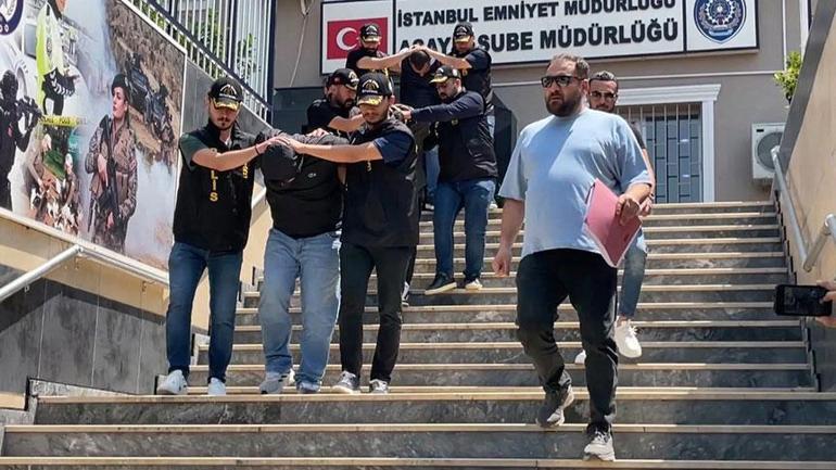 Adım adım takip ettiler! Altın almaya geldi, soyuldu 2 adim adim takip ettiler altin almaya geldi soyuldu 0 lFWEOsUV