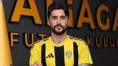aliaga fk veli cetini takimina katti WRbLyDar