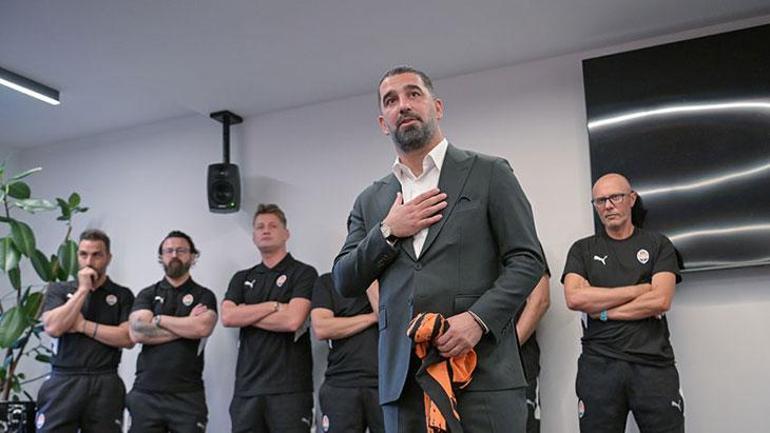 Arda Turan'a ezeli rakibin yıldızından olay yanıt! Ukrayna'da rekabet kızışıyor 2 arda turana ezeli rakibin yildizindan olay yanit ukraynada rekabet kizisiyor 0 mWbOHmBM