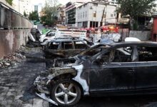 atasehirde yangin park halindeki arabalar yandi ljte8QuD