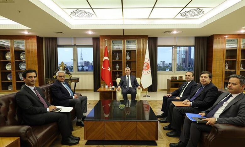 Bakan Bolat Pakistan'ın Ankara Büyükelçisi ile bir ortaya geldi 1 bakan bolat pakistanin ankara buyukelcisi ile bir ortaya geldi XkrQpJ2c