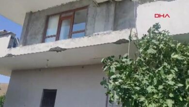 batmanda bir binada balkon coktu 3 meyyit 7 yarali akx5KWbZ