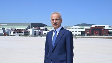 bayramda havayoluna 365 ek sefer bakan uraloglu tedbirleri acikladi ASjJlZIp