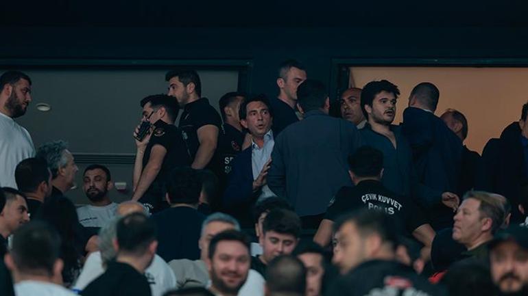 Beşiktaş Fibabanka - Fenerbahçe Beko maçında ortalık karıştı! Serdal Adalı ve Ali Koç tribüne gitti 6 besiktas fibabanka fenerbahce beko macinda ortalik karisti serdal adali ve ali koc tribune eCFZdSNh
