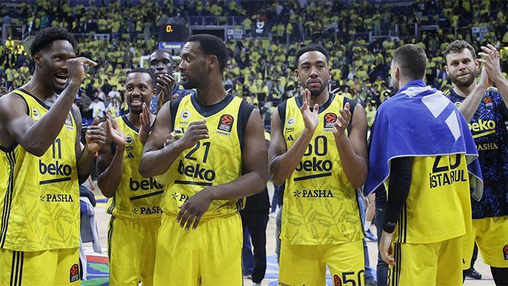 Beşiktaş'tan Fenerbahçe'nin yıldızına teklif! Bir ayrılık daha 1 besiktastan fenerbahcenin yildizina teklif bir ayrilik daha MMULRZMy