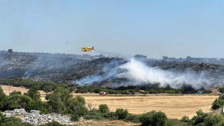 Çanakkale'de orman yangının! 7 uçak, 3 helikopterle müdahale 2 canakkalede orman yanginin 7 ucak 3 helikopterle mudahale 0 OhA9mRtv
