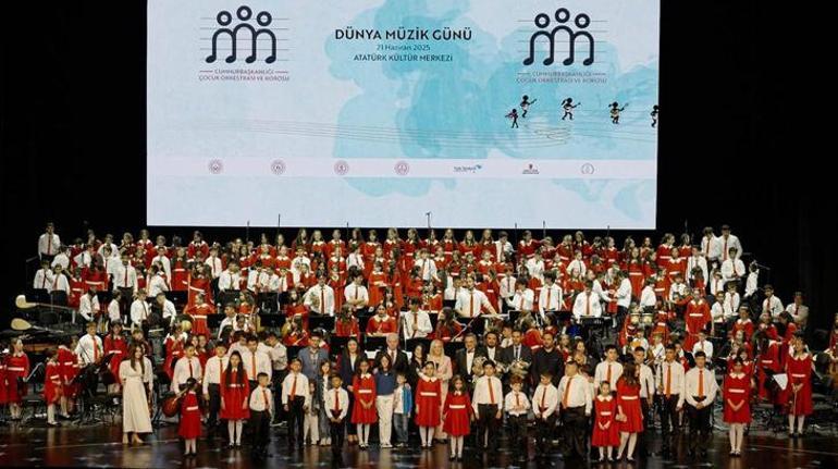 cumhurbaskanligi cocuk orkestrasi ve korosu istanbulda birinci konserini verdi 1 BVhNuPFp
