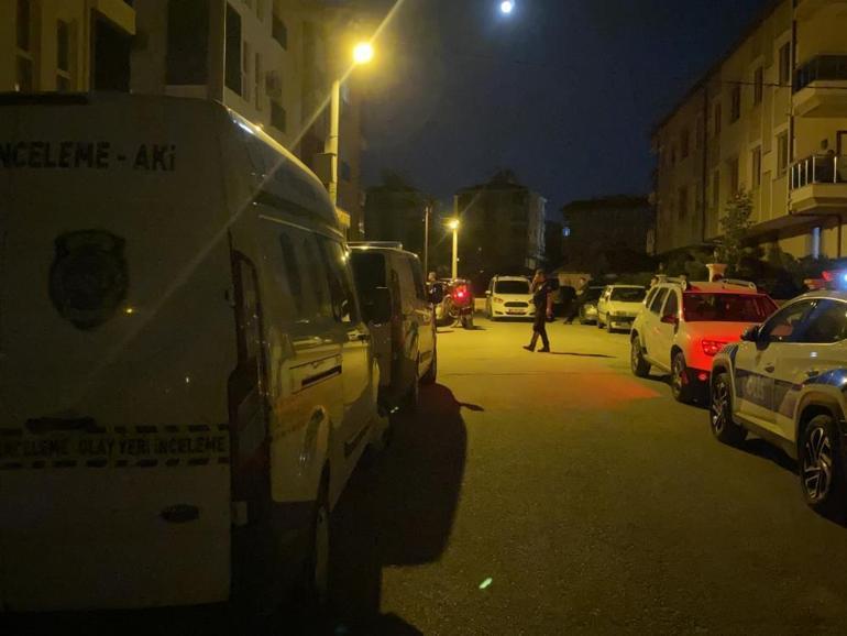 Dehşet evi! 2 genç kız, mahkemelik oldukları adamın eşini öldürdü 4 dehset evi 2 genc kiz mahkemelik olduklari adamin esini oldurdu 2 LzYmB3Tp