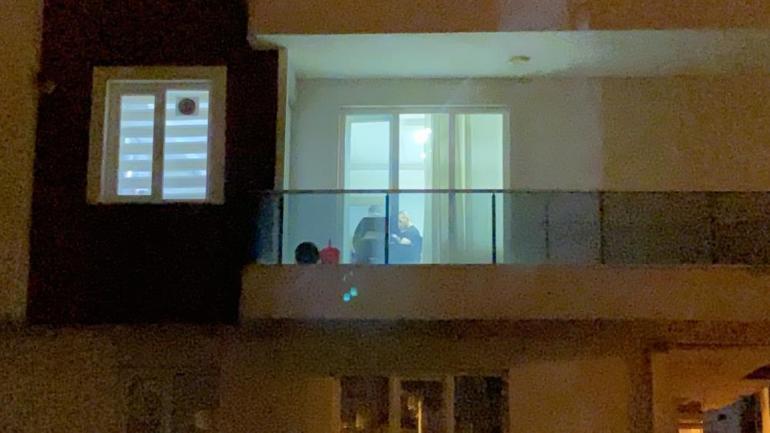 Dehşet evi! 2 genç kız, mahkemelik oldukları adamın eşini öldürdü 5 dehset evi 2 genc kiz mahkemelik olduklari adamin esini oldurdu 3 Jeiqdp42
