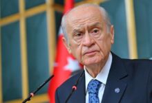 devlet bahceli 5 ay sonra meclis kursusunde 3TD89II7