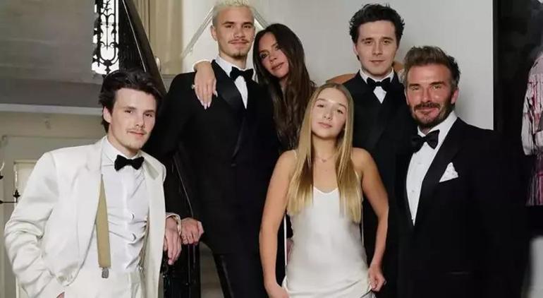 Efsane isim sevenlerini korkuttu! David Beckham hastanelik oldu 2 efsane isim sevenlerini korkuttu david beckham hastanelik oldu 0 cWlHEika