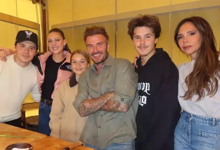 Efsane isim sevenlerini korkuttu! David Beckham hastanelik oldu 3 efsane isim sevenlerini korkuttu david beckham hastanelik oldu 1 PyunKK2g