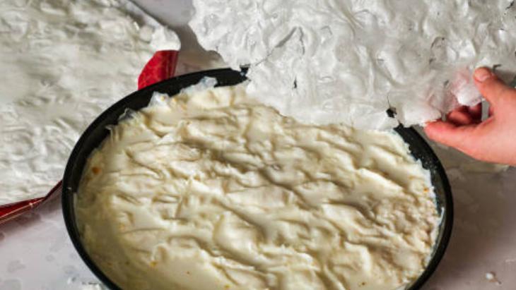 El açması börekleri solladı! Pirinç yufkasıyla çıtır çıtır oluyor, hem de glutensiz 7 el acmasi borekleri solladi pirinc yufkasiyla citir citir oluyor hem de glutensiz 5 kyNKrwth