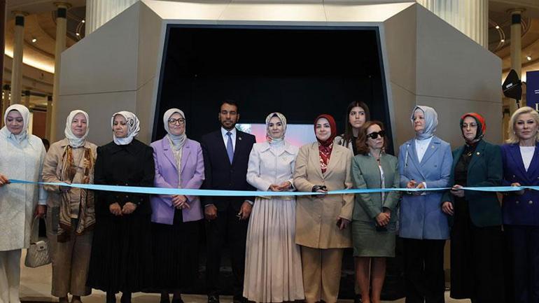 Emine Erdoğan'dan 'Ulusun Annesi' standı ile ilgili yazı 2 emine erdogandan ulusun annesi standi ile ilgili yazi 0 ikO3O3hB