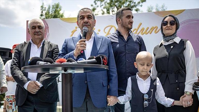 Esenler’de umut yükseldi: 7 yaşındaki Selim için balonlar göğe bırakıldı 3 esenlerde umut yukseldi 7 yasindaki selim icin balonlar goge birakildi 1 HPMt1b55