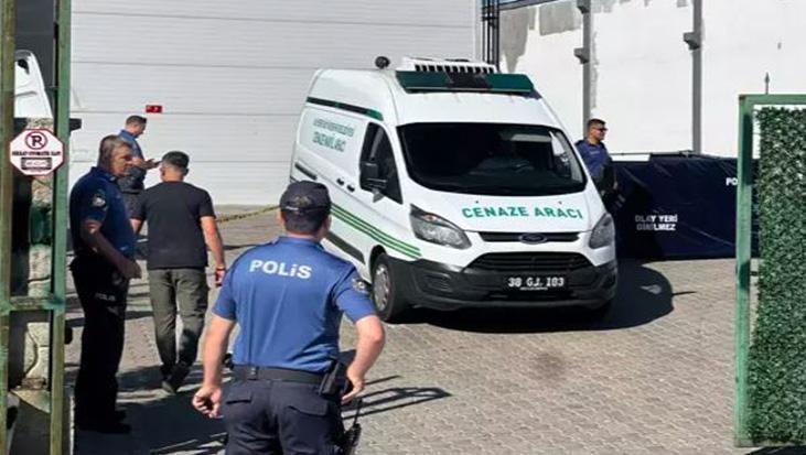 Eski sevgilisini öldüren Mustafa Bozkurt'a 3 farklı hatadan da ceza! Savunmasına prestij edilmedi 1 eski sevgilisini olduren mustafa bozkurta 3 farkli hatadan da ceza savunmasina prestij edilmedi