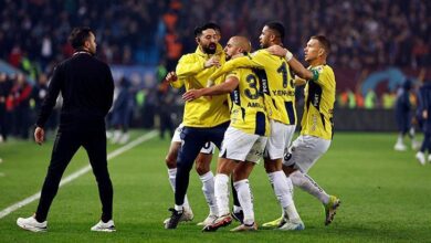 fenerbahcede 2 ayrilik daha beklenti 12 milyon euro ZObGdVri