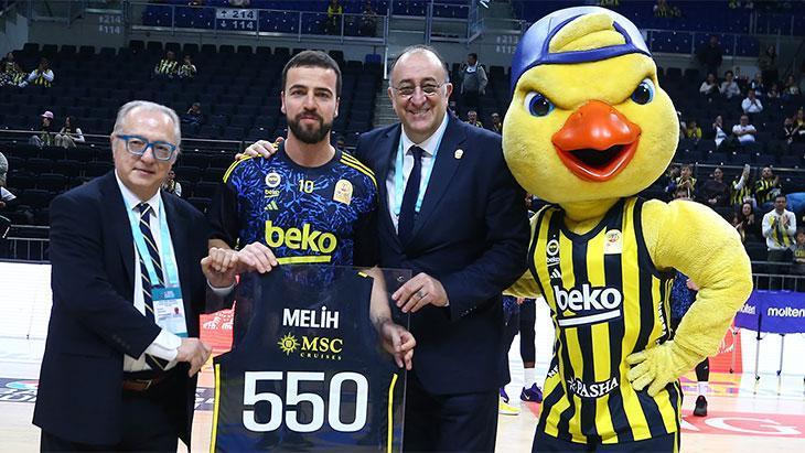 Fenerbahçe'de bir devir sona eriyor! 11 yıl sonra sürpriz ayrılık 1 fenerbahcede bir devir sona eriyor 11 yil sonra surpriz ayrilik eWdAng9P