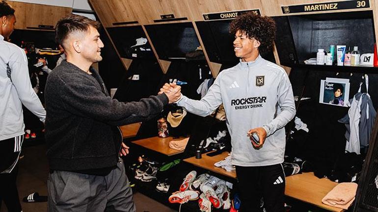Fenerbahçe'de Cengiz Ünder transfer kararını verdi! 3 fenerbahcede cengiz under transfer kararini verdi 1 y9REJqsE