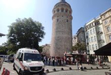galata kulesinde intihar kuskusu dusen kisi hayatini kaybetti Yt1HlCIm