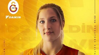 galatasaray kaja grobelnayi renklerine katti WC2WkevC