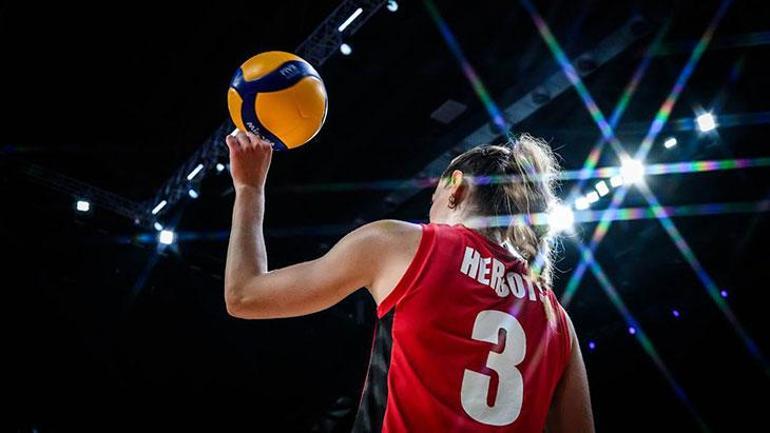 Galatasaray'ın gözdesi Britt Herbots: Neredeyse Türkiye'ye transfer olacaktım 2 galatasarayin gozdesi britt herbots neredeyse turkiyeye transfer olacaktim 0 kHOkljaB