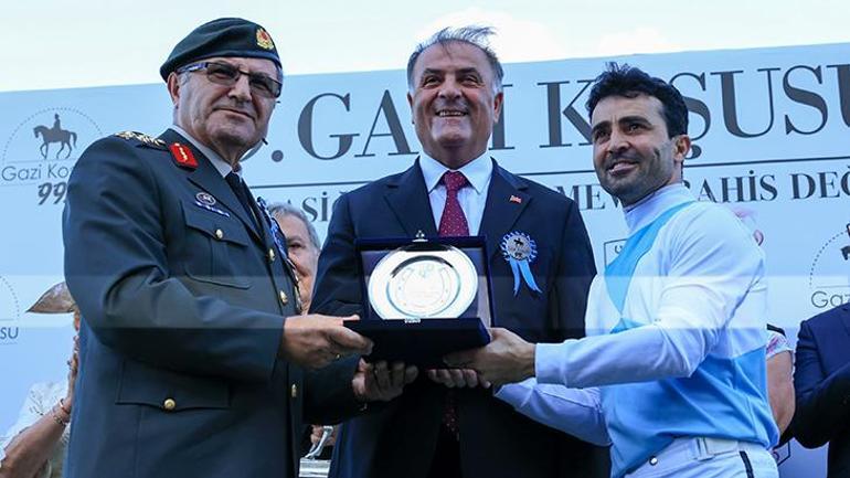 Gazi Koşusu'nun 'Çelik' yüreği! 4 gazi kosusunun celik yuregi 2 8w8GMbat