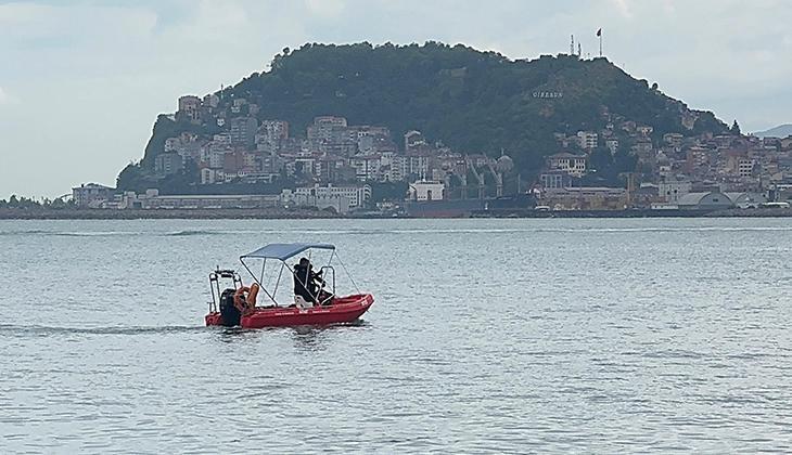 Giresun'da denizde kaybolmuştu; cansız vücuduna ulaşıldı 1 giresunda denizde kaybolmustu cansiz vucuduna ulasildi ImDcfTEd