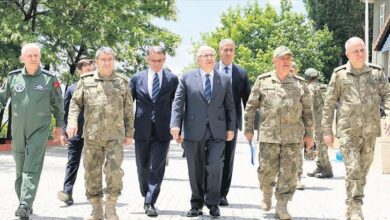 guler ve kumandanlar iran hududunda YUlaCImA