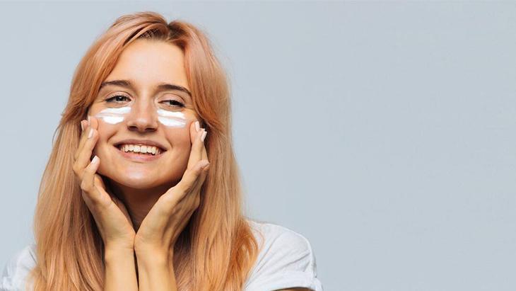 Güneş kremi sürerken bir noktayı daima atlıyoruz! Kolajeni direkt öldüren kusur 8 gunes kremi surerken bir noktayi daima atliyoruz kolajeni direkt olduren kusur 6 Hn3tJbY8