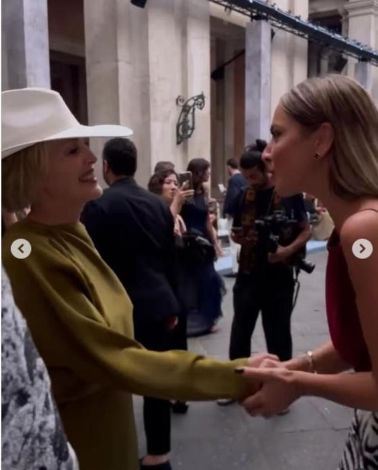 Hadise'den İtalya'da sürpriz buluşma! Dünyaca ünlü yıldızla tıpkı karede 3 hadiseden italyada surpriz bulusma dunyaca unlu yildizla tipki karede 1