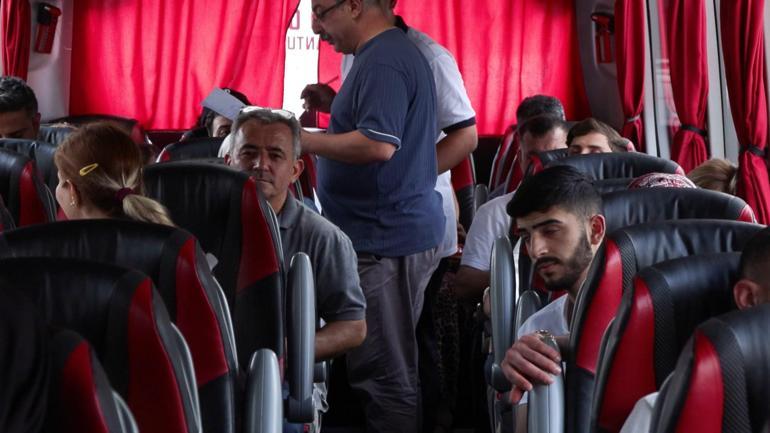 Hava alanı kapandı! Ülkelerine dönmek isteyen İranlılar otogara akın etti 2 hava alani kapandi ulkelerine donmek isteyen iranlilar otogara akin etti 0 Ue1KzZmZ