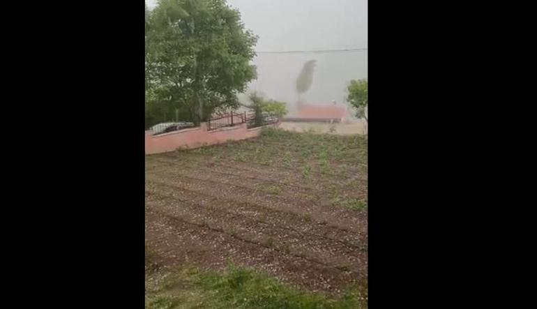 Haziran ayında dolu şaşkınlığı! Ekili alanlarda ziyana yol açtı 2 haziran ayinda dolu saskinligi ekili alanlarda ziyana yol acti 0 n83NrGe7