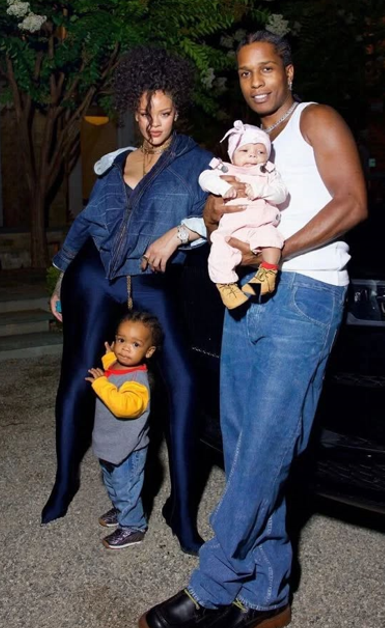 Herkes merak ediyordu! Rihanna'nın babasının vefat nedeni ortaya çıktı 4 herkes merak ediyordu rihannanin babasinin vefat nedeni ortaya cikti 2 QUkj7Bj6