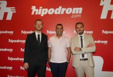 hipodromcomun yeni marka yuzu emre karayel 99uncu gazi kosusu icin ozel reklam sinemasi PYjNBNye
