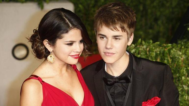İlgi onun üzerinde o kendi hayatında! Selena Gomez umursamadı 5 ilgi onun uzerinde o kendi hayatinda selena gomez umursamadi 3 U984M6Qy