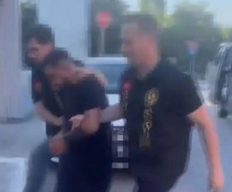 İmgeler reaksiyon toplamıştı! Kızına şiddet uygulayan baba gözaltına alındı 2 imgeler reaksiyon toplamisti kizina siddet uygulayan baba gozaltina alindi 0 Bl2Ry4Za
