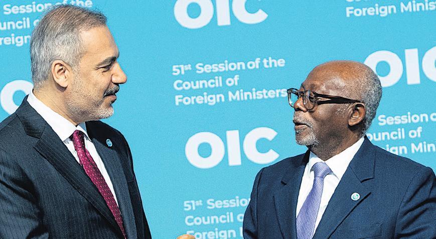 ‘İsrail bölgeyi felakete sürüklüyor’