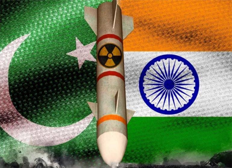 İsrail'in pişmanlığı! Pakistanlı fizikçi gizlice başardı: 'Ot yeriz fakat nükleer silah yaparız' 3 israilin pismanligi pakistanli fizikci gizlice basardi ot yeriz fakat nukleer silah yapariz 1 mNOBEfnJ