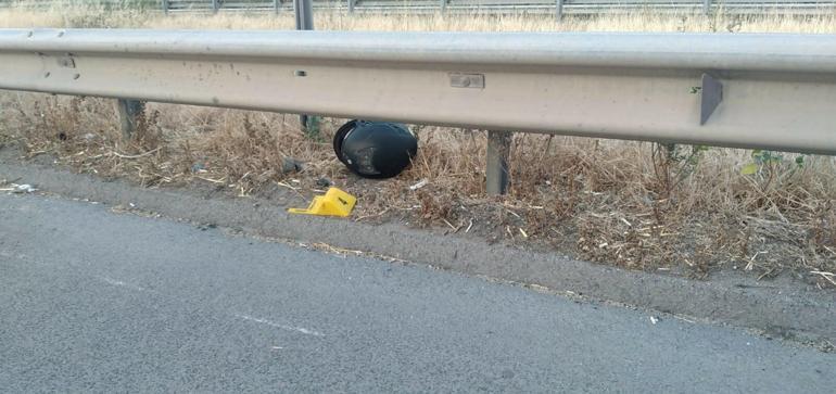 izmirde feci kaza 30 metre suruklenen motokurye hayatini kaybetti 0 lcmbbzQr