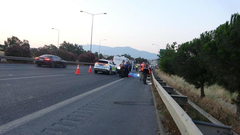 izmirde feci kaza 30 metre suruklenen motokurye hayatini kaybetti 1 P4iRyMEg