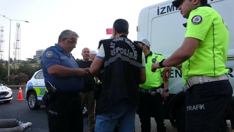 izmirde feci kaza 30 metre suruklenen motokurye hayatini kaybetti 3