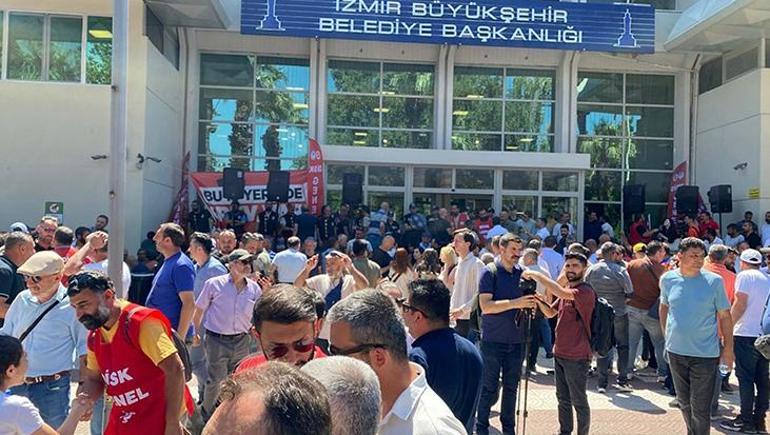 İzmir'de grev 7. günde: Personeller Kültürpark'ta toplandı 3 izmirde grev 7 gunde personeller kulturparkta toplandi 1 nOSulOKG